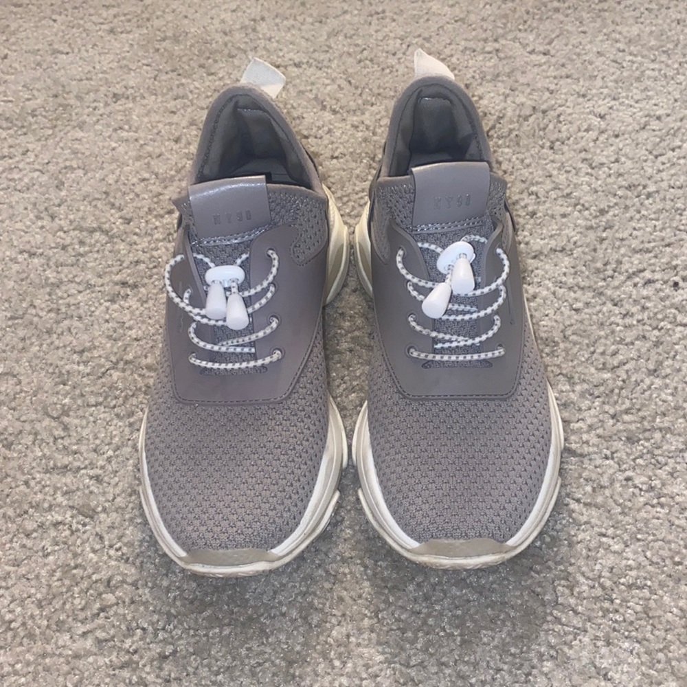 Steve Madden Sneakers